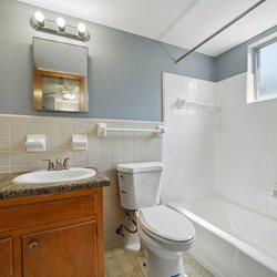 interior view Sherman Oaks - Heritage Oaks