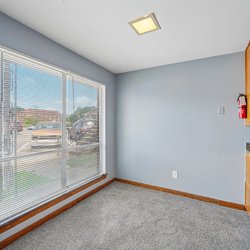 interior view Sherman Oaks - Heritage Oaks